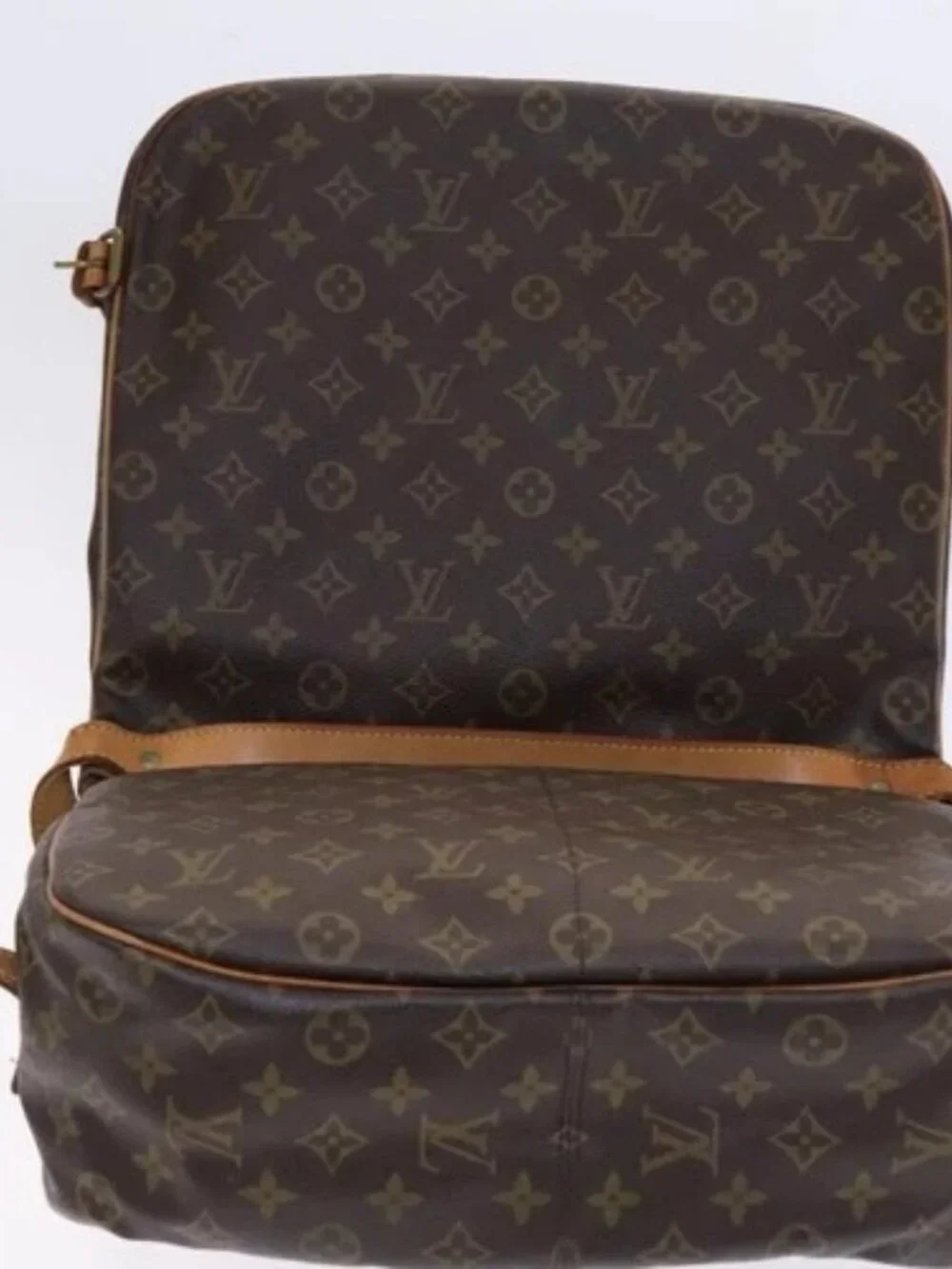 LOUIS VUITTON Monogram Saumur 35 Shoulder Bag M42254 LV Auth ep8253